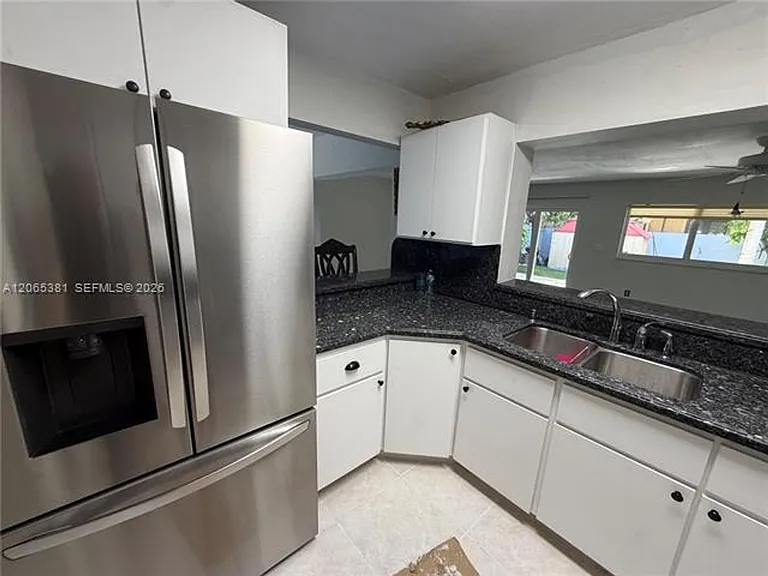 3613 SW 112th Pl #3613 — Photo 2