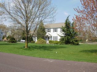 38 Narothyn Rd, Sellersville, PA 18960