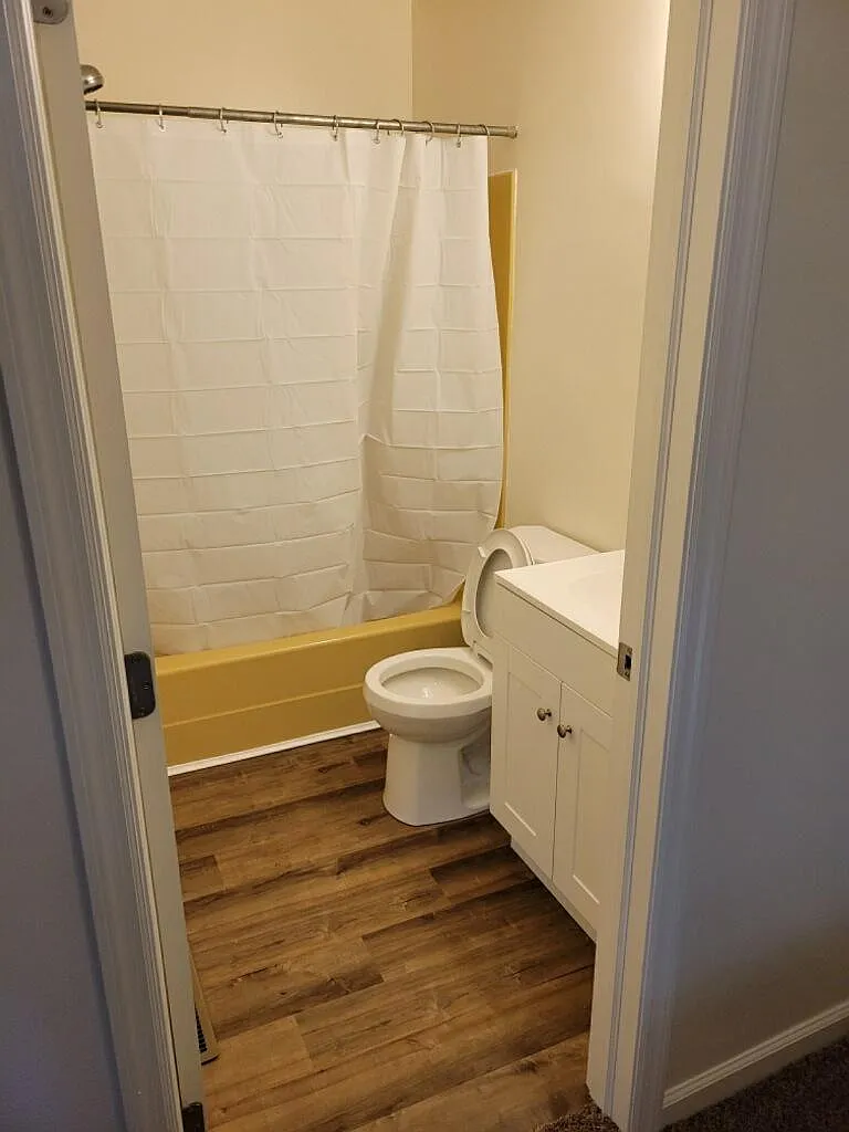 1 bed, 800 sqft, $900 — Photo 4