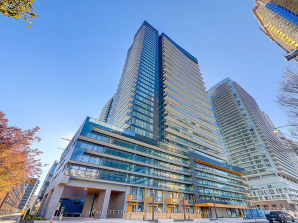 117 Broadway Ave #417, Toronto, ON M4P 1V2