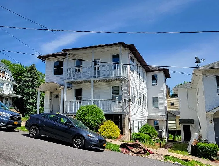 448 Taylor Ave #3 — Photo 1