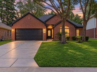 18 Griffin Hill Ct, The Woodlands, TX 77382