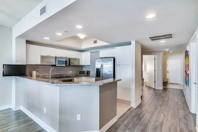 2650 Lake Shore Dr #2203 — Photo 11