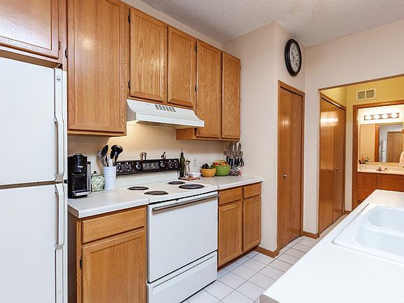 2nd image of 2740 Mallard Dr