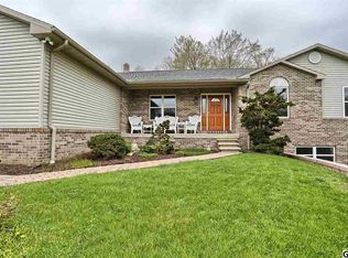 2 Trout Ln, Marysville, PA 17053