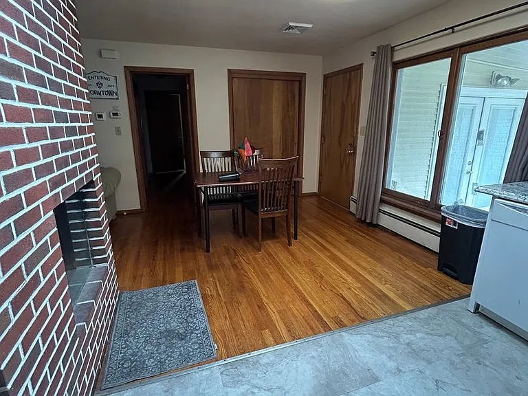 612 E Beaver Ave — Photo 14