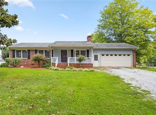 1121 Hub Morris Rd, Asheboro, NC 27203