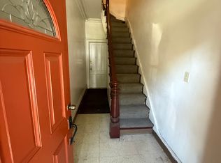 522 3rd St APT 1, Albany, NY 12206