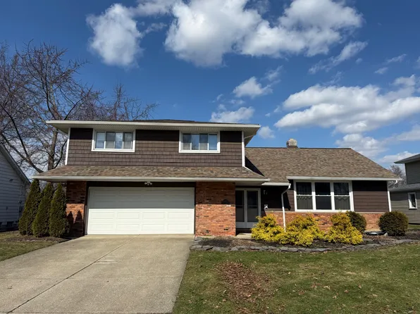 2021 Aldersgate Dr, Lyndhurst, OH 44124