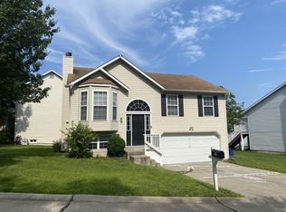 135 Village Circle Dr, Lake Saint Louis, MO 63367