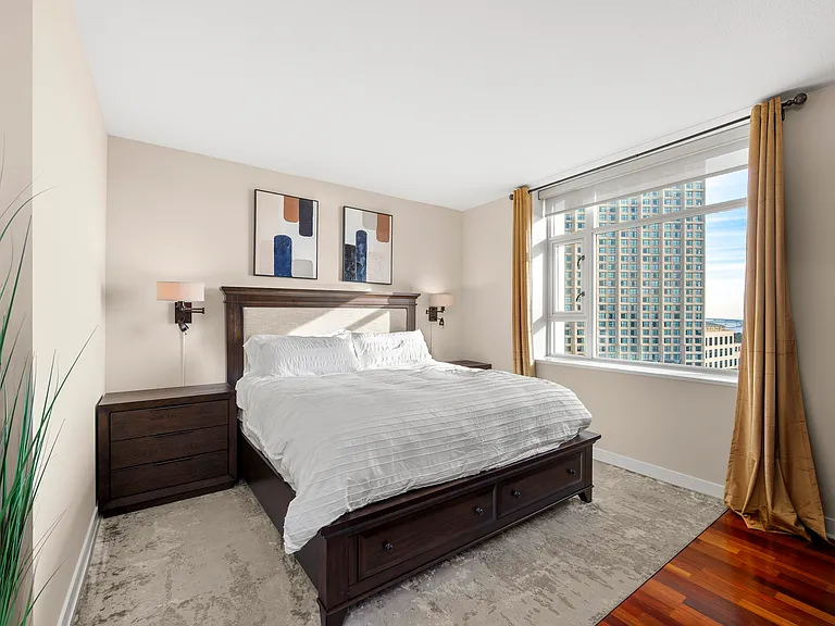 700 W Harbor Dr W #1204 — Photo 10