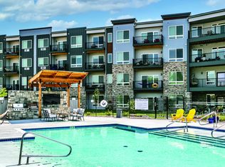 Axis Apartments, Papillion, NE 68046