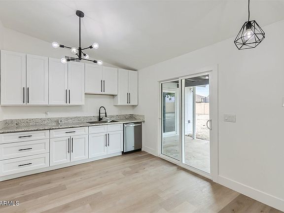 5th image of 6620 W CHOLLA Street