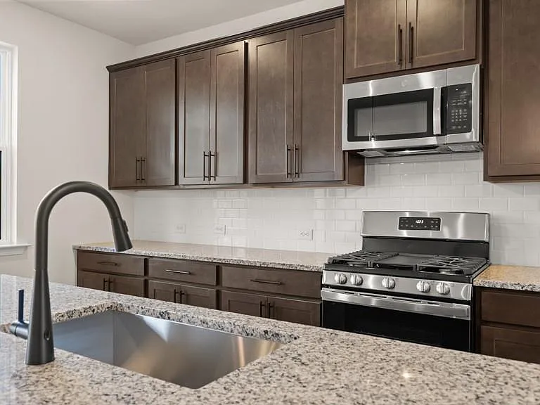 312 Cornett Way — Photo 5
