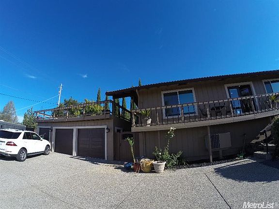 3rd image of 3472 Woodleigh Ln