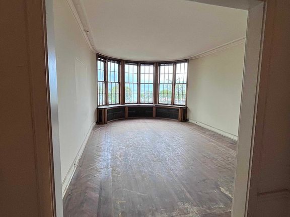 2nd image of 1200 N Lake Shore Dr APT 301