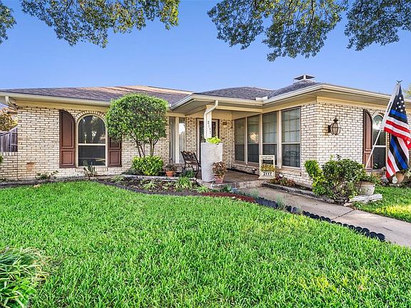 5th image of 2117 Stone Creek Dr