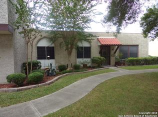 6830 Crown Rdg, San Antonio, TX 78239