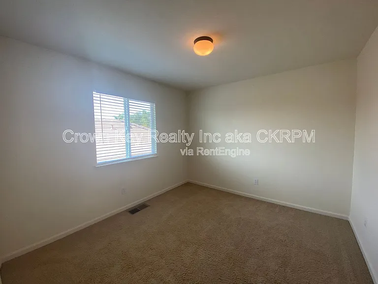 767 Bishop St — Photo 24