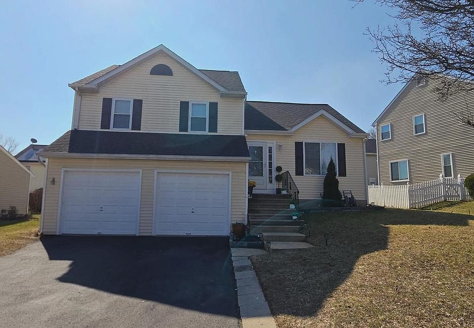 1st image of 9 Brafferton Way