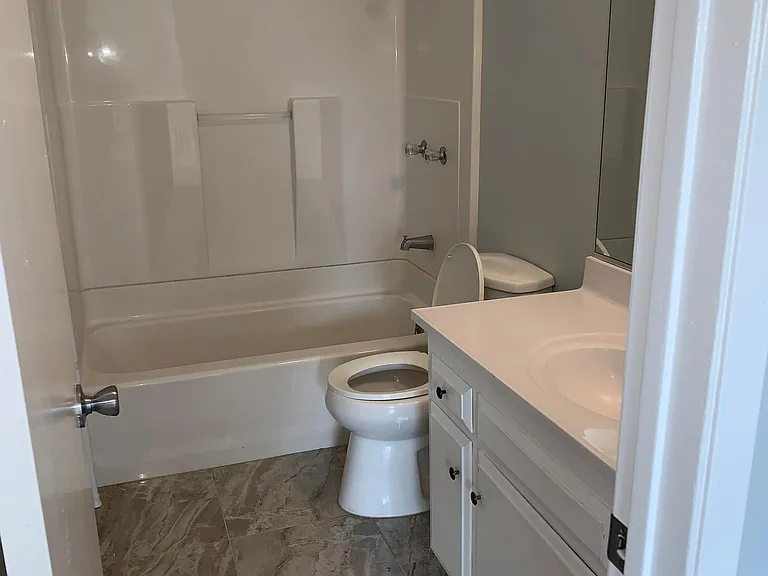 200 S Delano St #3 — Photo 14
