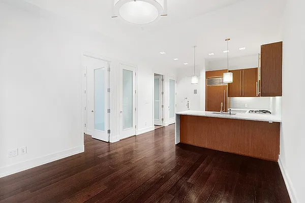 Rented by Mirador Real Estate | media 36