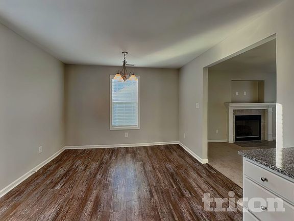 4th image of 147 Cattail Ln