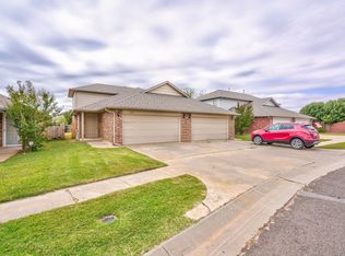 11144 SW 5th St, Yukon, OK 73099