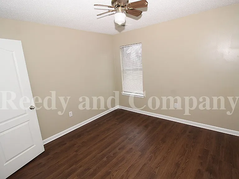 6077 Wills Way Cir S — Photo 15
