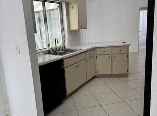 10630 NW 2nd Pl, Pompano Beach, FL 33071