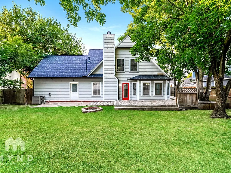 4417 W Toledo St — Photo 24