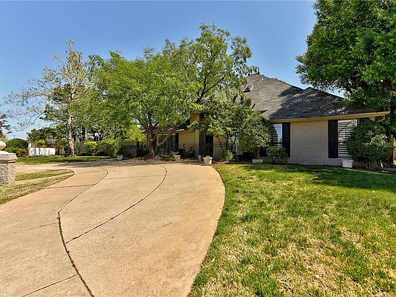 3rd image of 4004 Spyglass Ln