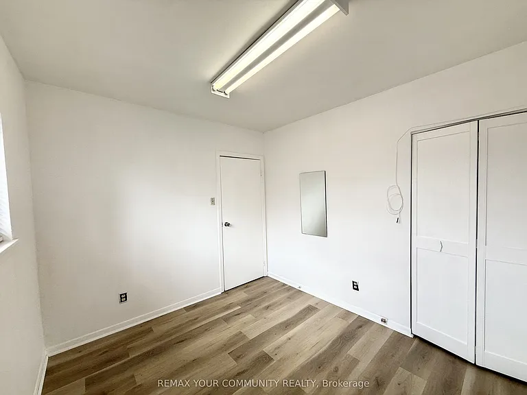 17 Regatta Cres #UPPER — Photo 18