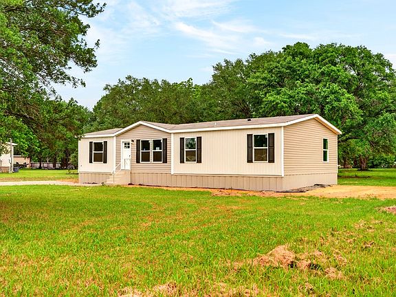 3rd image of 12 Karly Dr