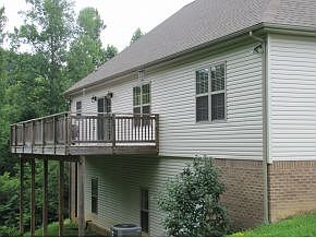3rd image of 224 Kenwood Ct