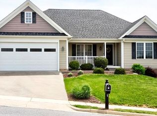 107 Stonewall Jackson Blvd, Staunton, VA 24401