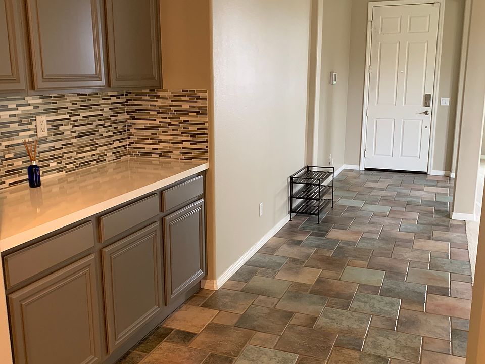 1st image of 40600 Woodlands Ct