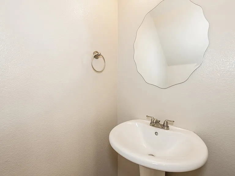 6425 Butterfly Sky St — Photo 15