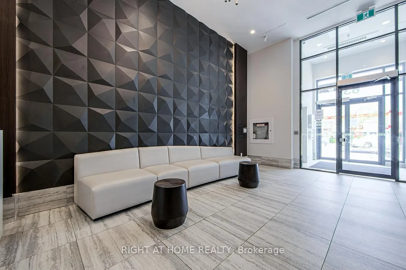 1 bed, $1,975 — Photo 4