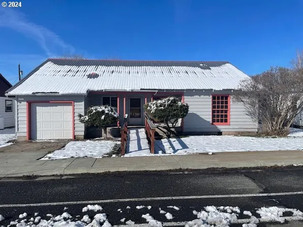 350 S Main St, Prairie City, OR 97869