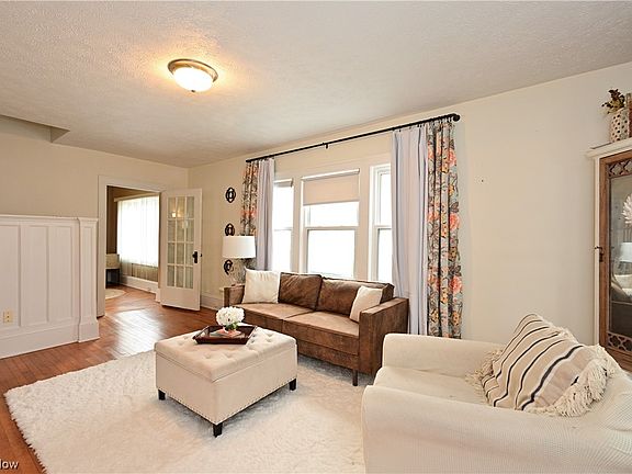 3rd image of 297 Highland Ave