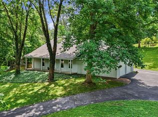 4120 Charbonier Rd, Florissant, MO 63031
