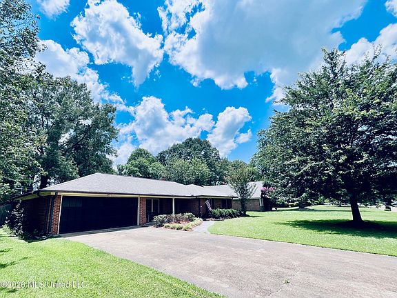 3rd image of 235 Timbermill Dr
