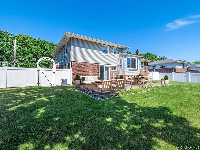 7 Plainview Rd — Photo 21