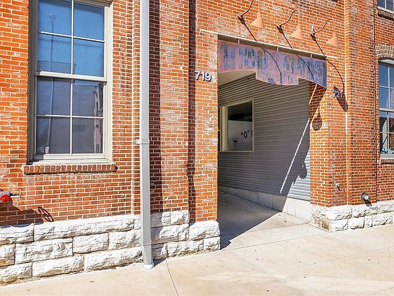 5th image of 721 N 17th St APT 408