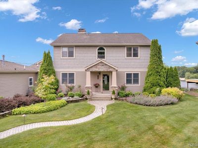 1611 Harwood Dr, Oxford, MI, 48371