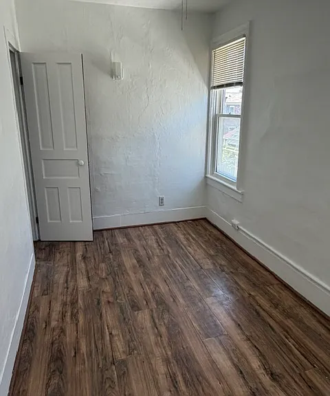 98 Gorski St — Photo 4