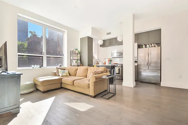 Rented by Compass | media 24