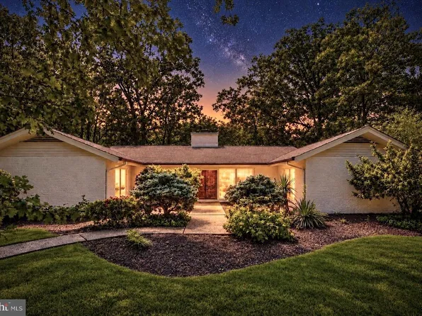 109 Goodloe Dr, Fredericksburg, VA 22401