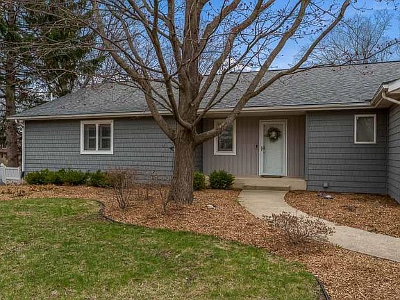 2nd image of 6268 Denwood Dr